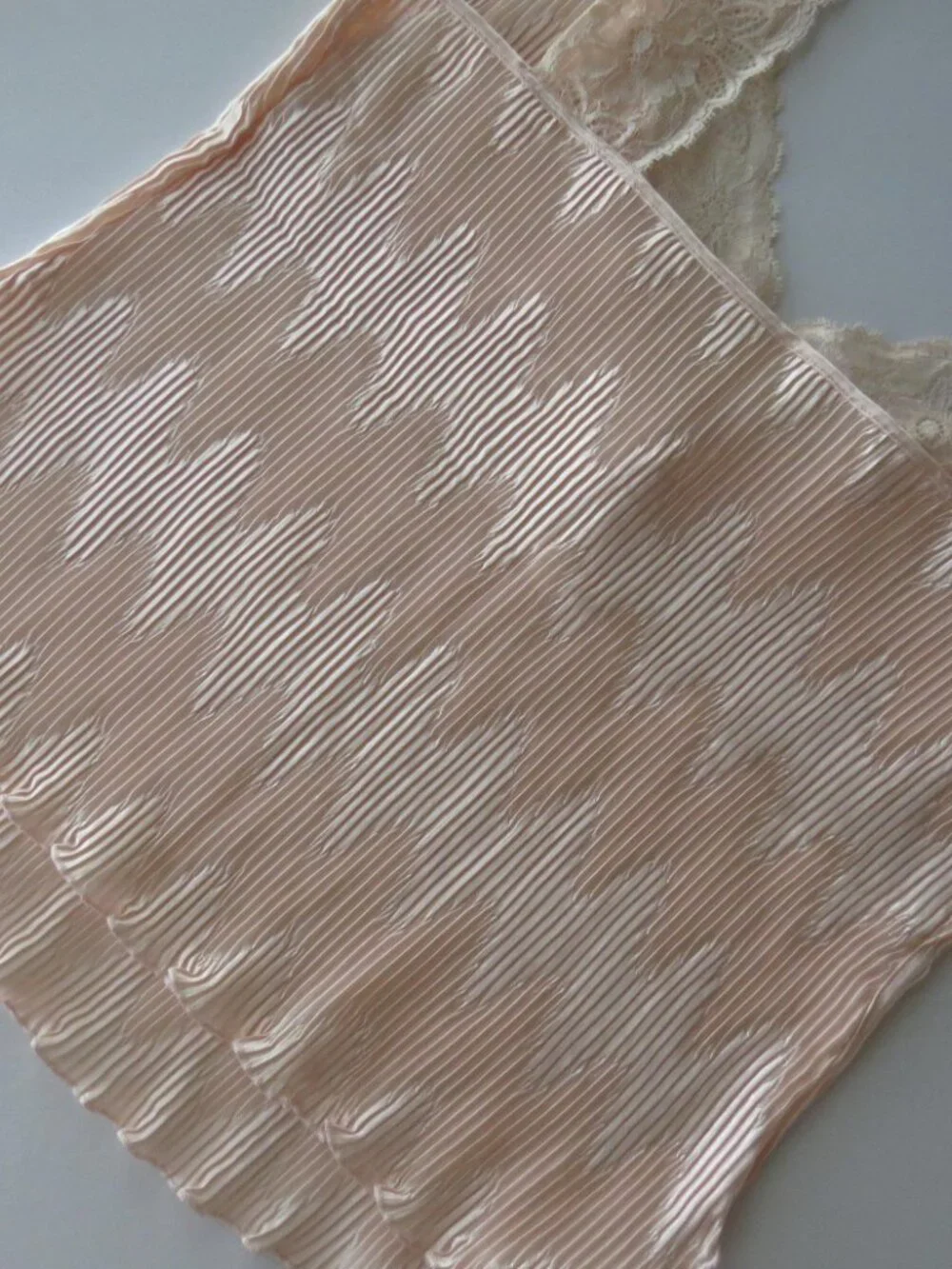La Perla since finish worked